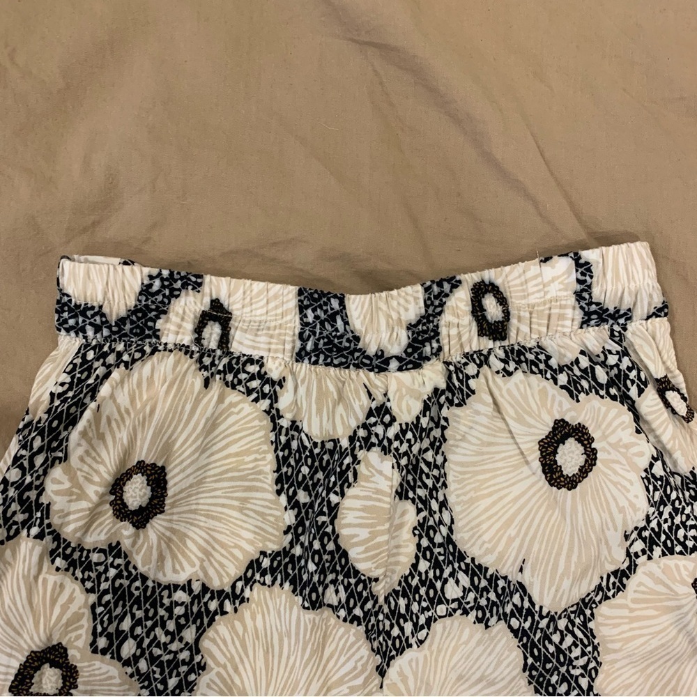 H&M Cropped Floral Wide Leg Pants - Picture 5 of 9